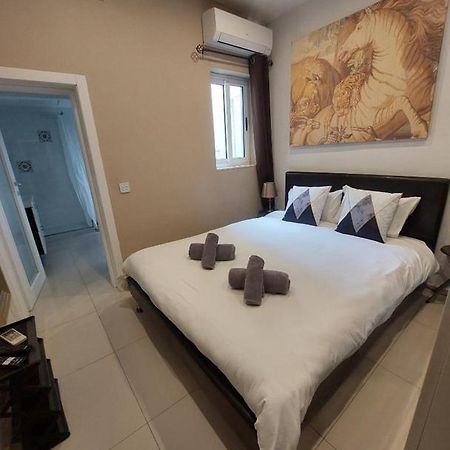 Central & Cozy - 1 Bedroom Apartment Valletta Dış mekan fotoğraf